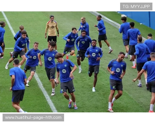 巴萨中场一脚出球训练:开启控场新纪元的秘密武器 巴萨中场一脚出球训练:开启控场新纪元的秘密武器