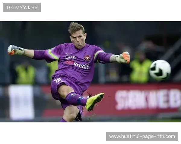 RTX 冰球赛门将连续扑救令对手无奈