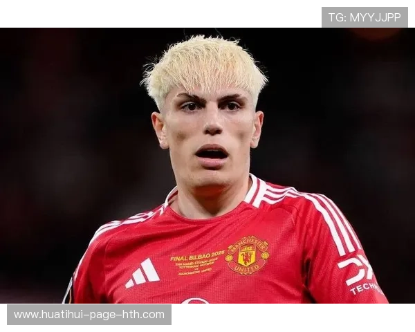 曼联长传精准落点，加纳乔胸停转身劲射入网